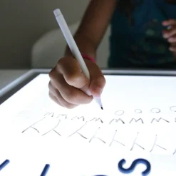 HOPTOYS Produits Lumineux Et Contrastes*La Table Lumineuse Tickit